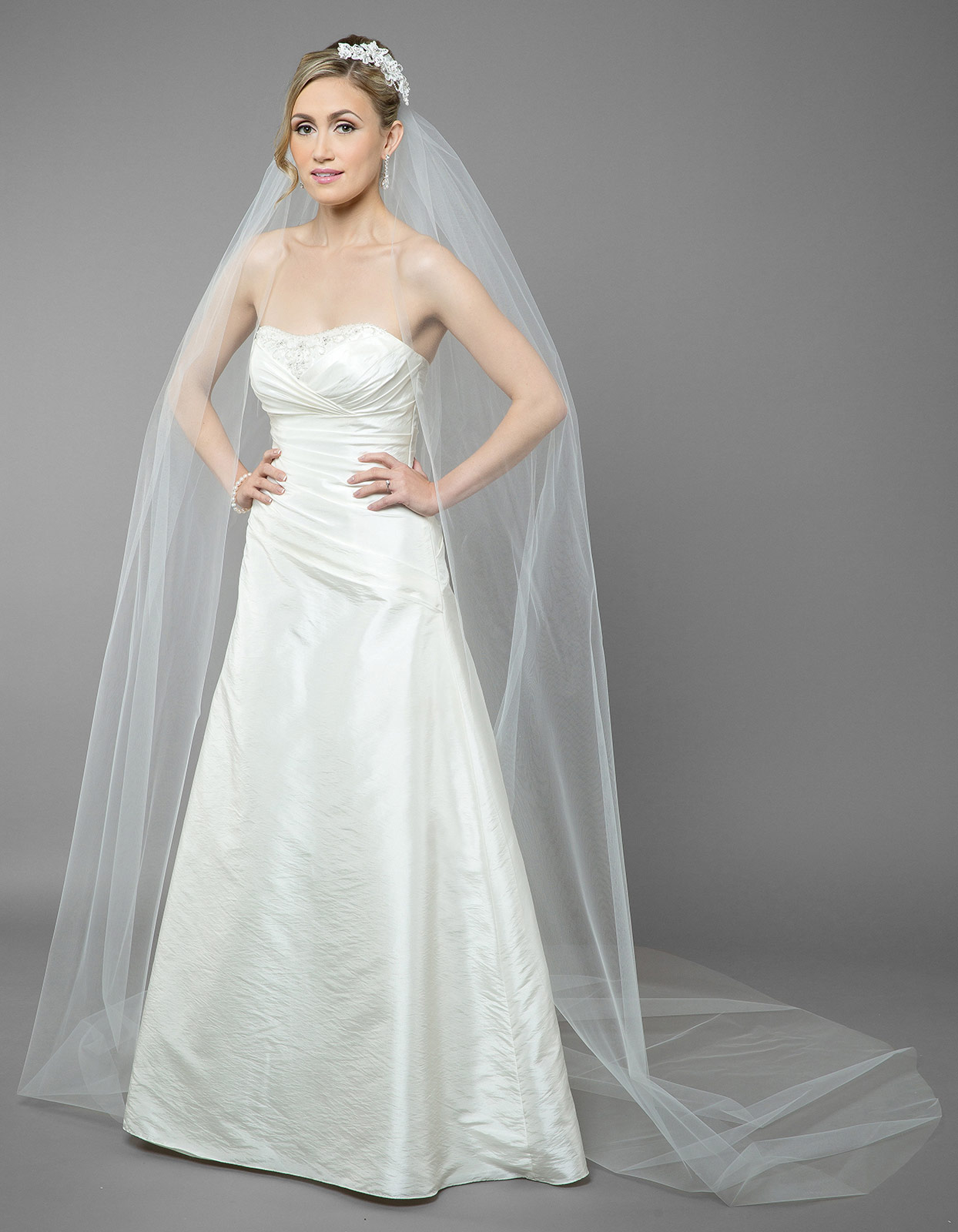 Bridal Classics Single Tier Veils V-665