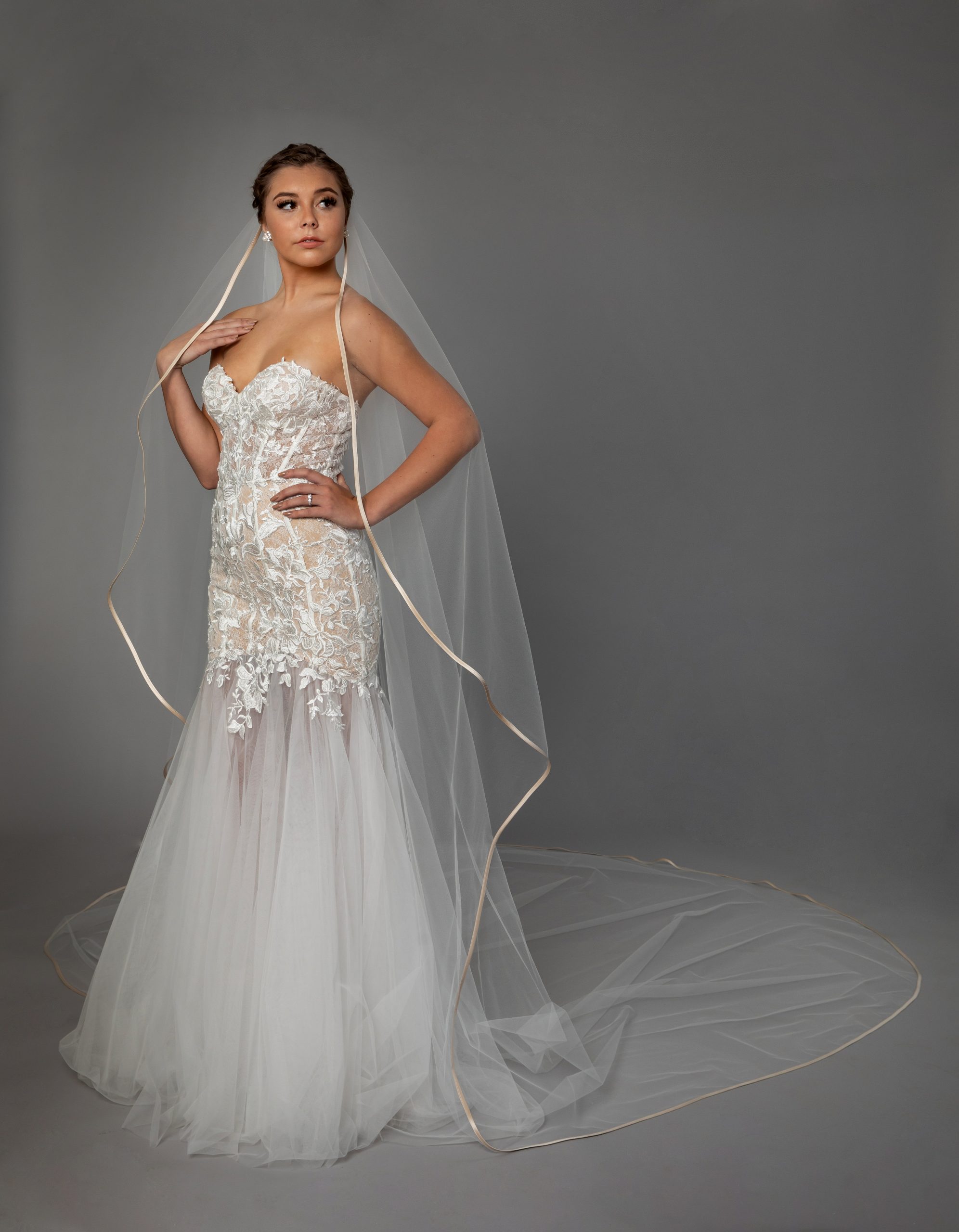 Bridal Classics Single Tier Veils V-772L