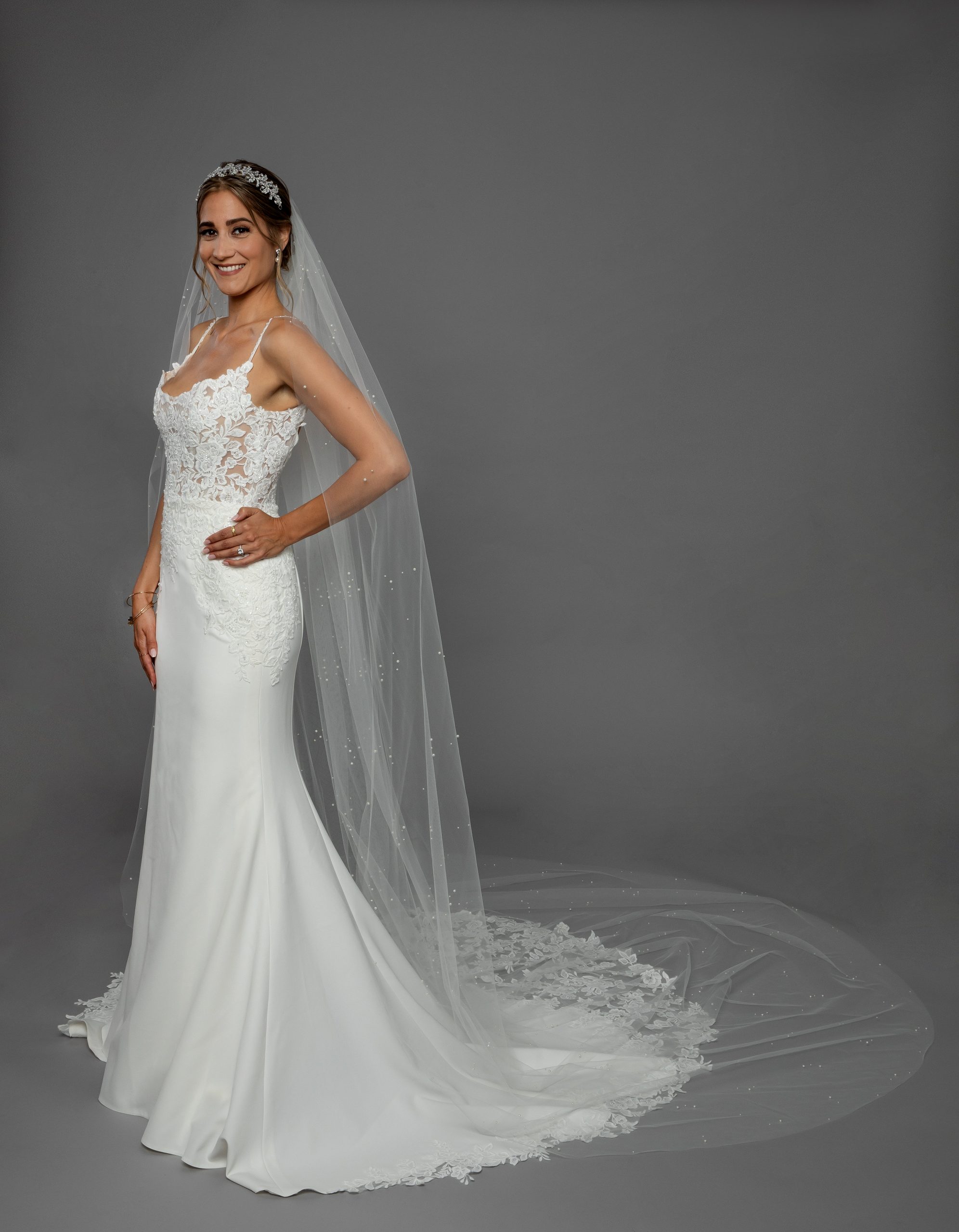 Bridal Classics Single Tier Veils V-759L