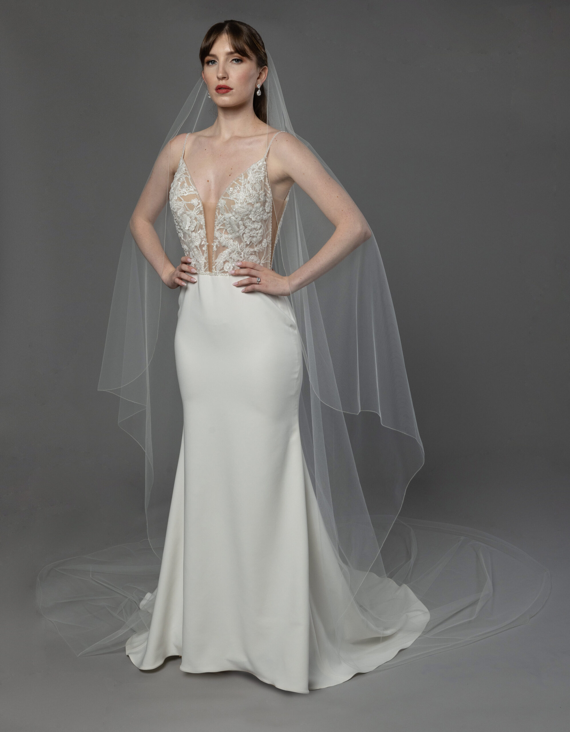 Bridal Classics Mantilla Cut V-833