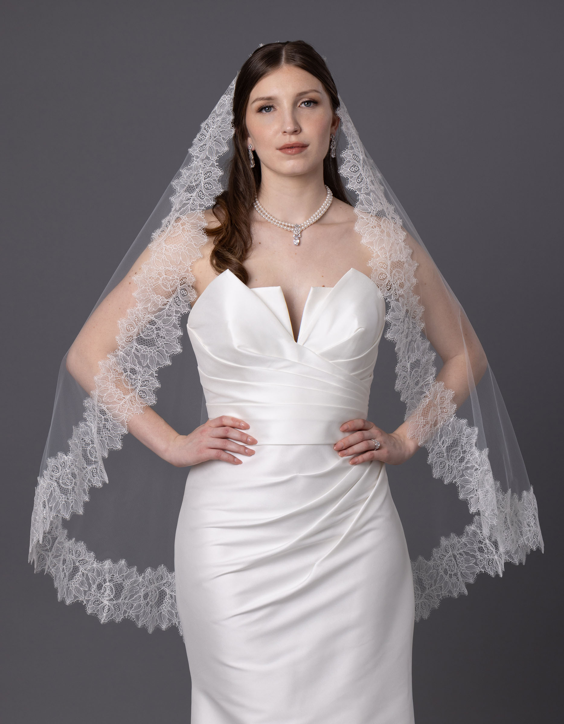 Bridal Classics Mantilla Cut V-850