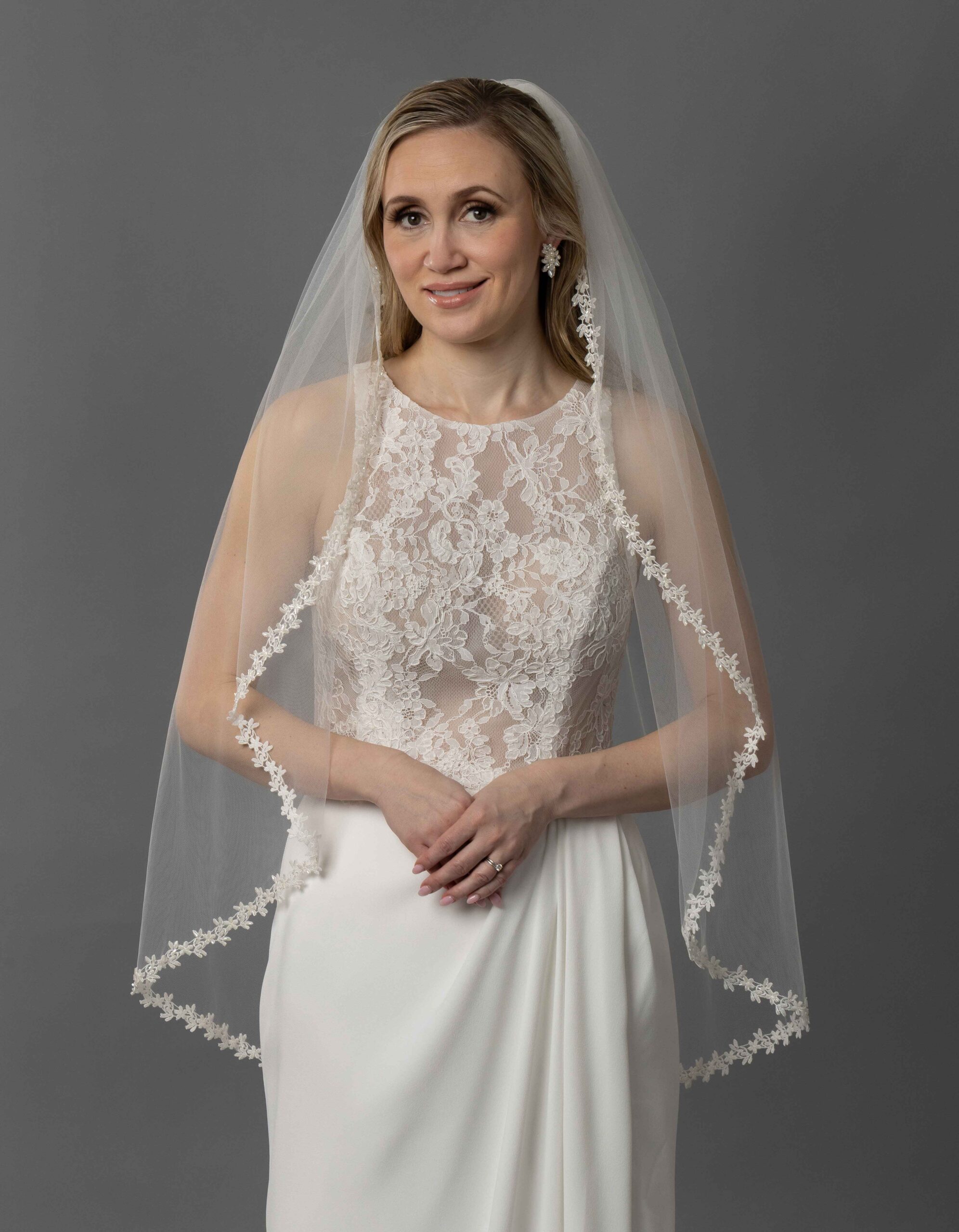 Bridal Classics Lace Veils MV-2626