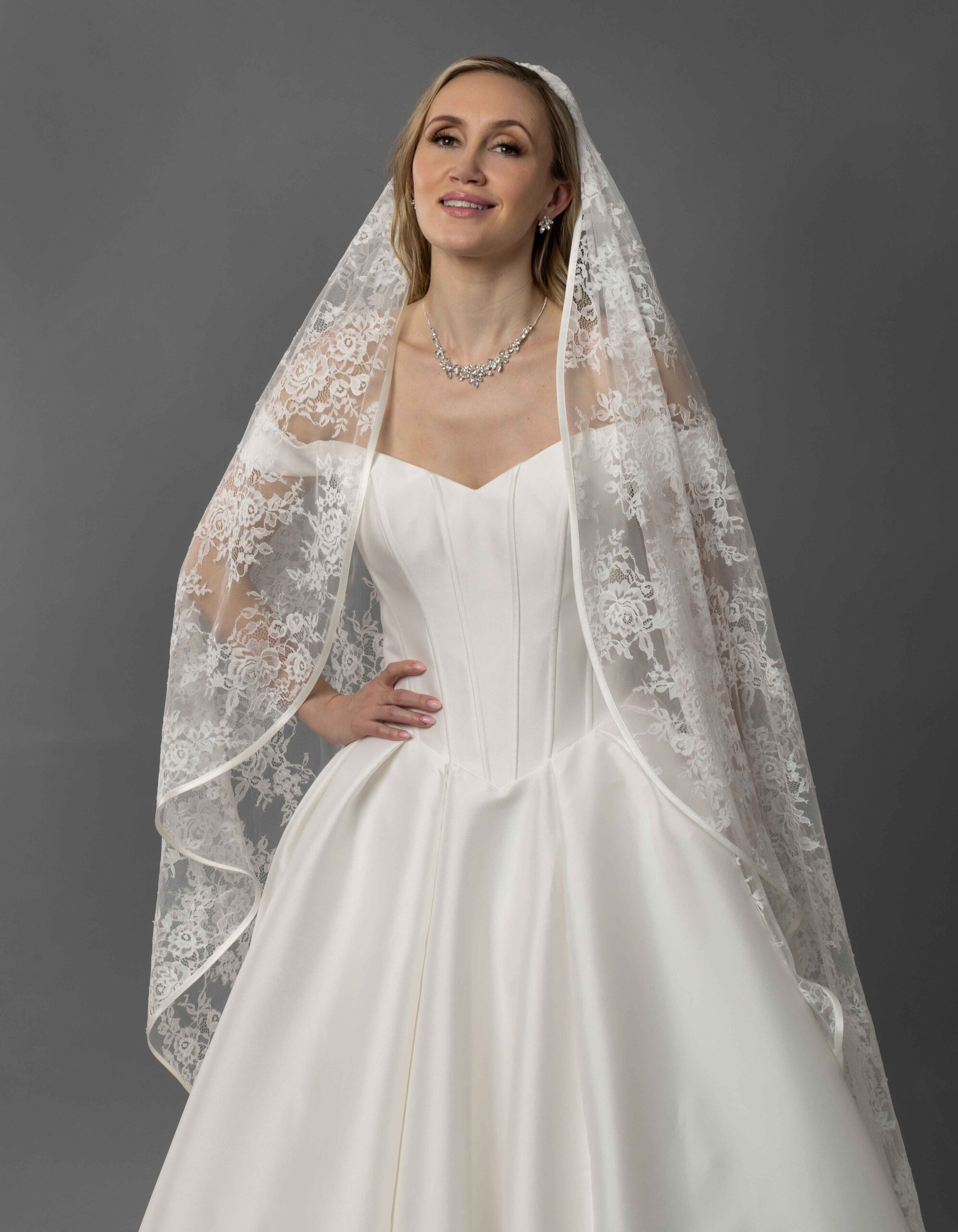 Bridal Classics Single Tier Veils V-862
