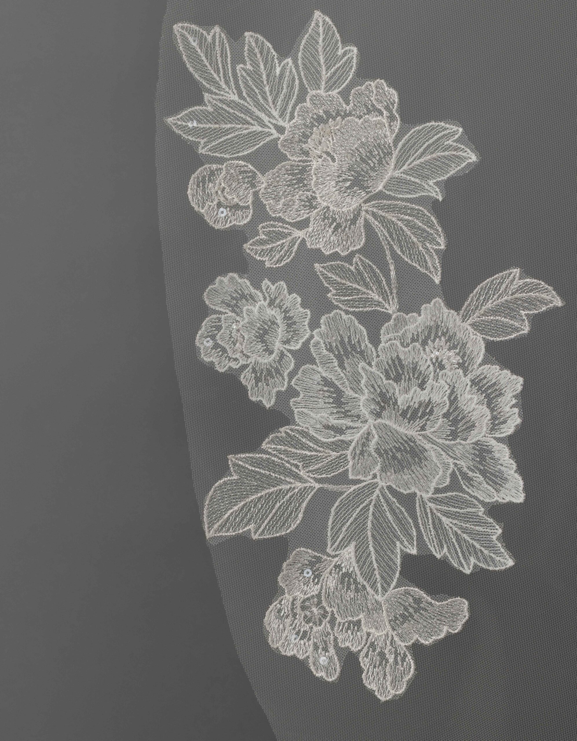 Bridal Classics Lace Veils V-863