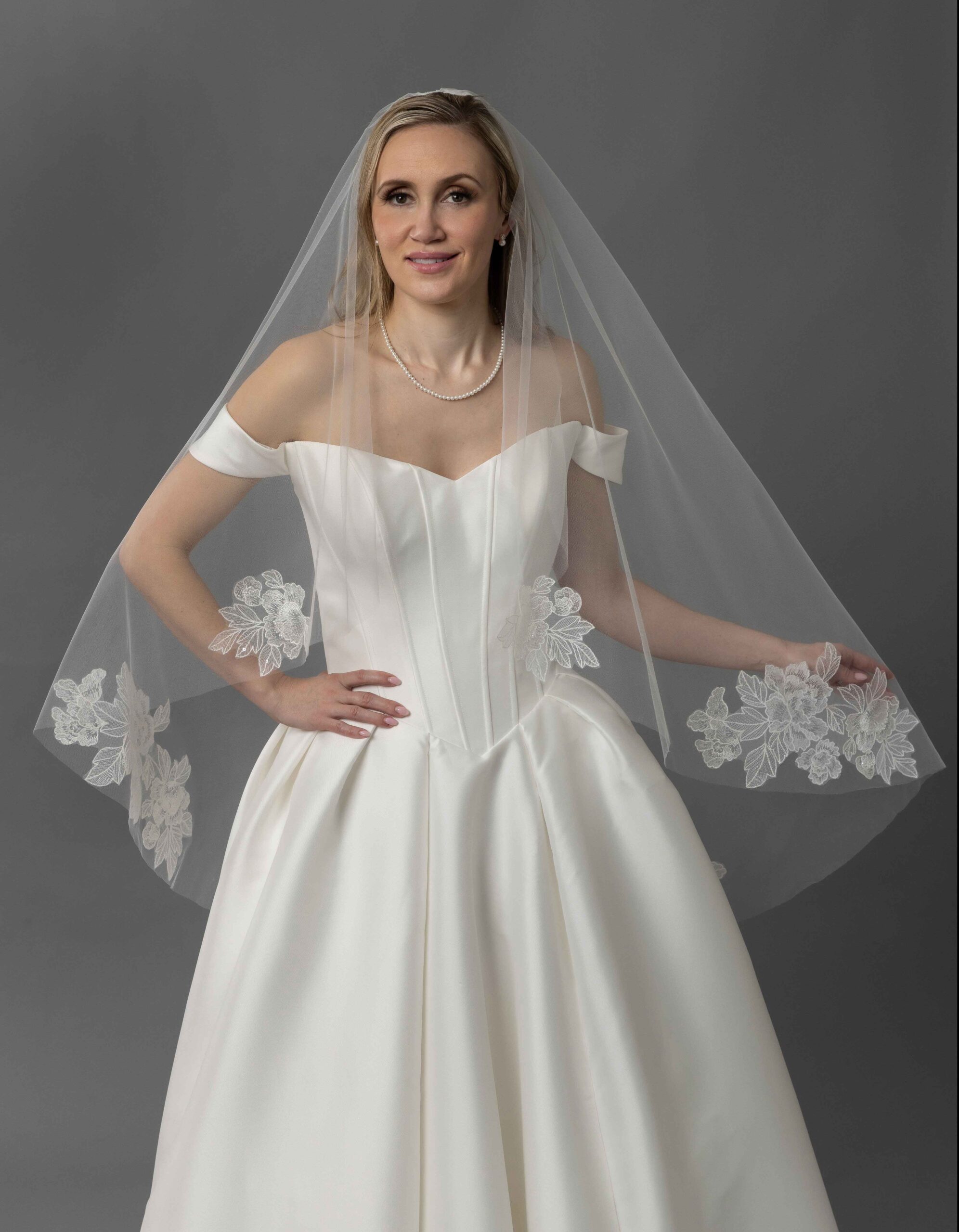 Bridal Classics Lace Veils V-863