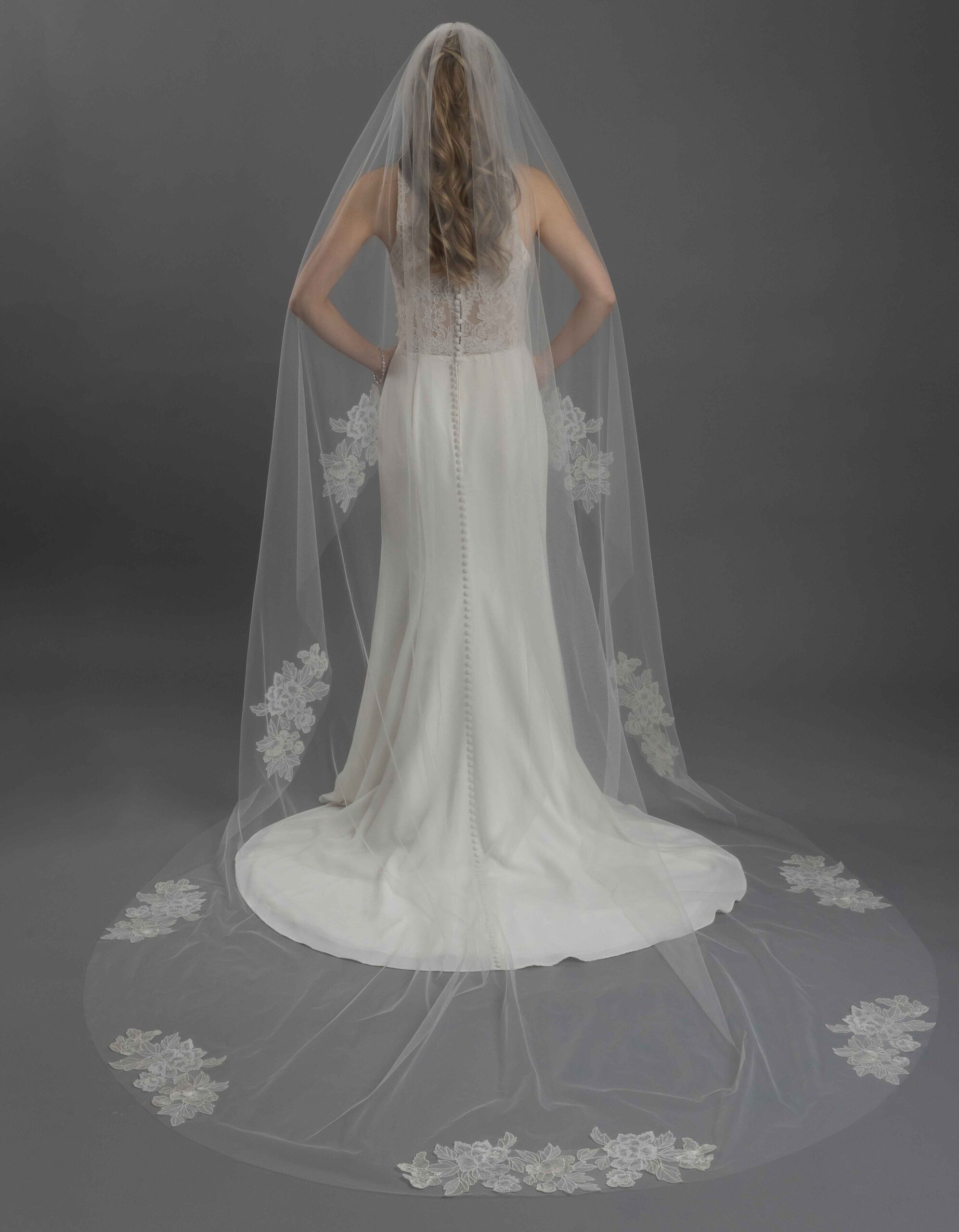 Bridal Classics Single Tier Veils V-863L