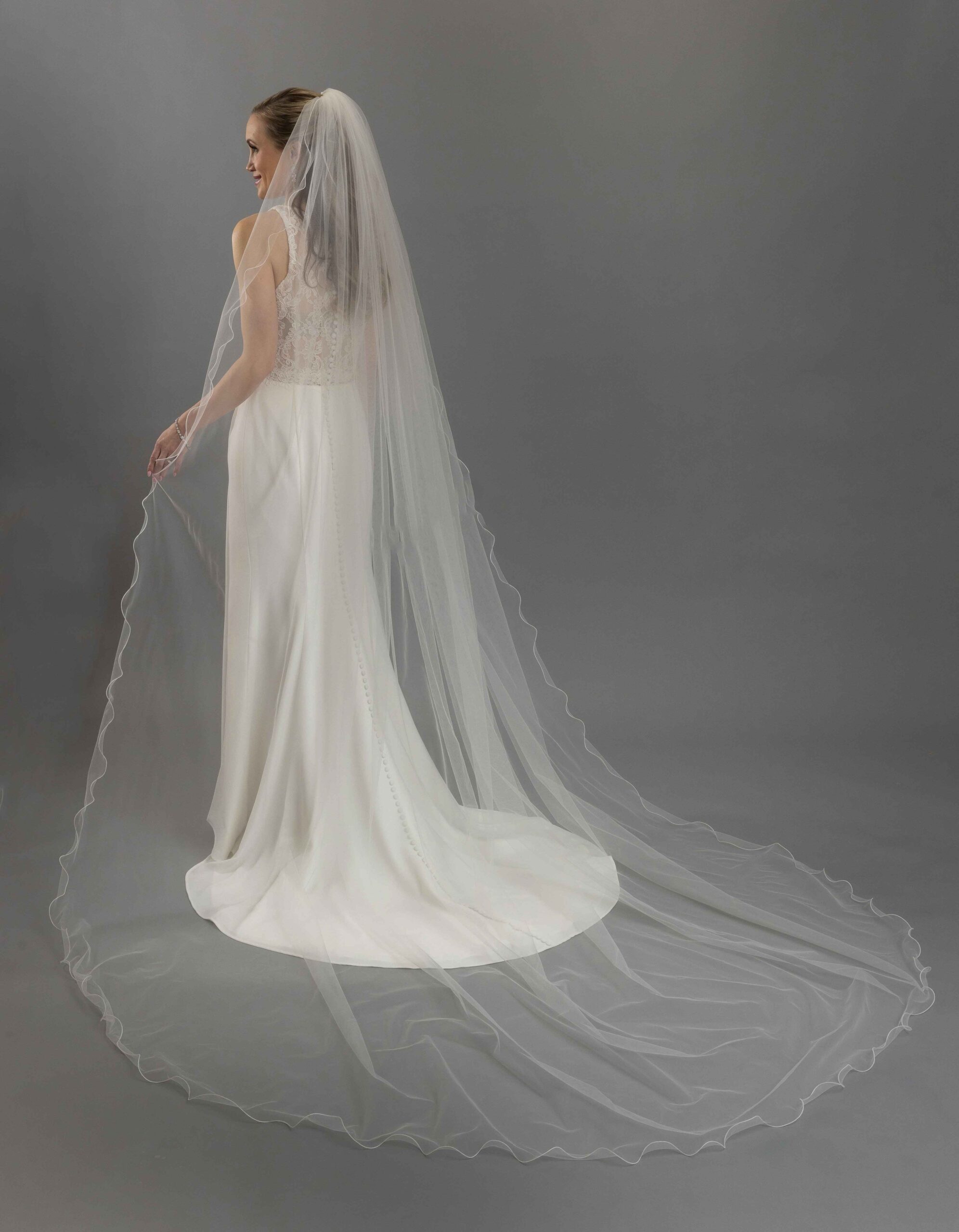 Bridal Classics Single Tier Veils V-873L